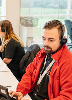 24|7 home rescue team dealing with customers